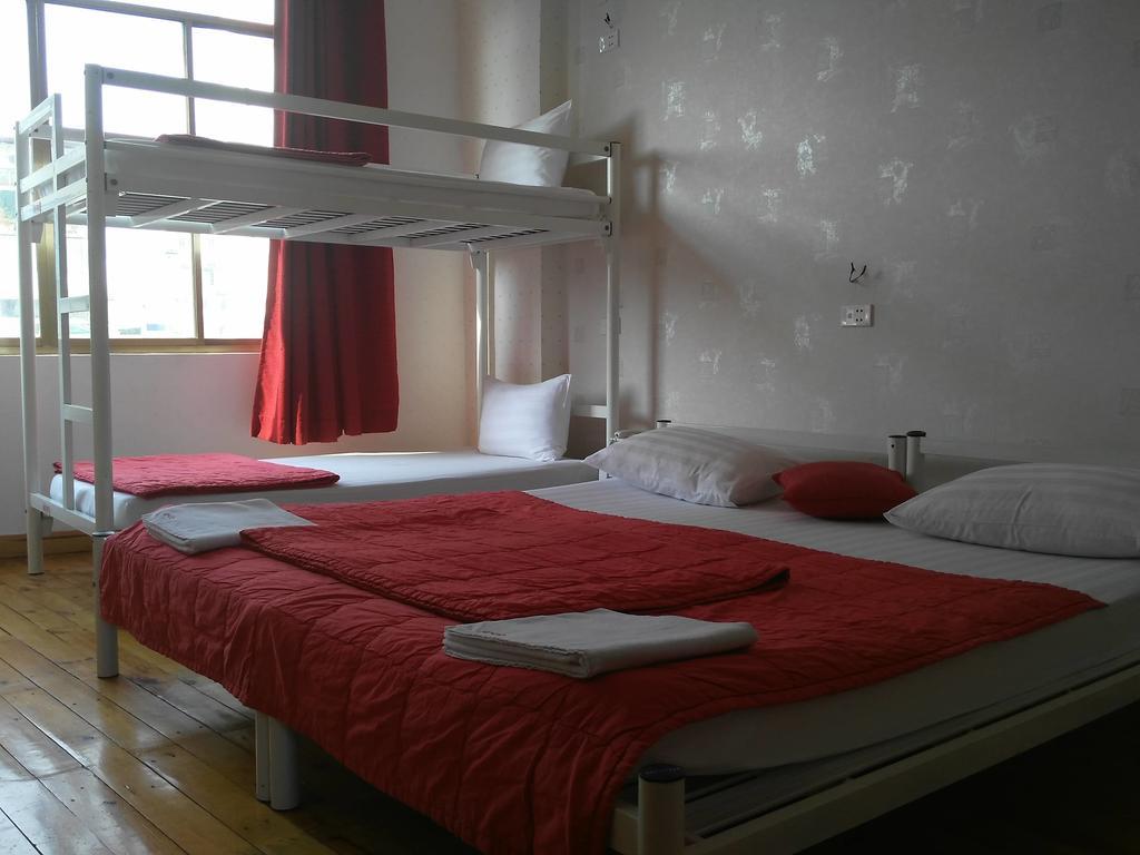 Koniko Backpackers Hostel โฮจิมินห์ซิตี้ ภายนอก รูปภาพ