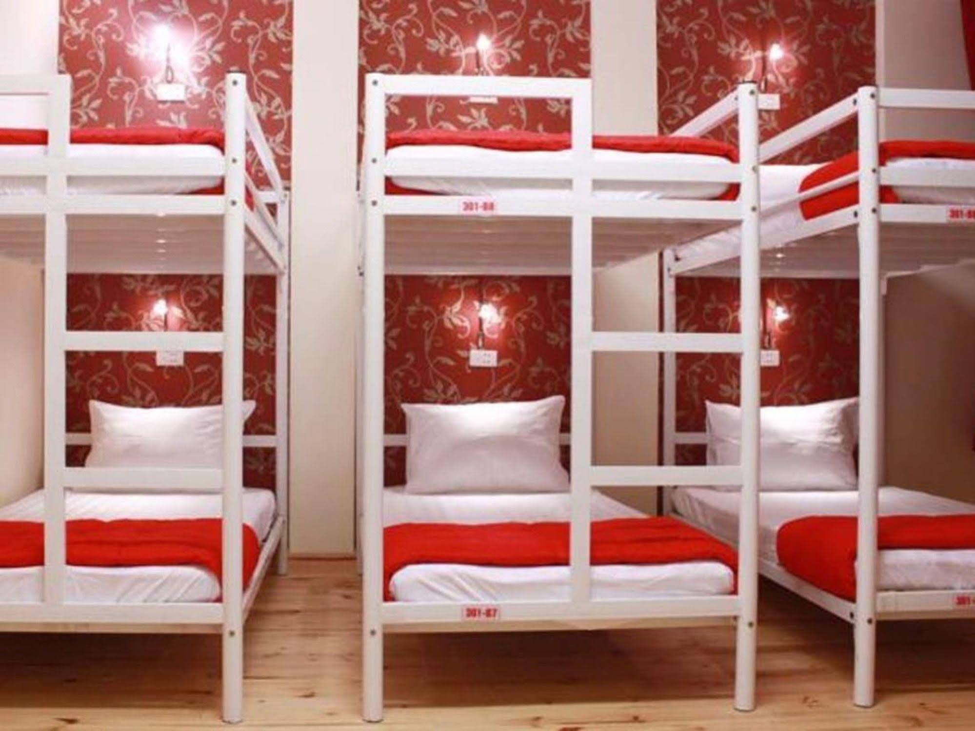 Koniko Backpackers Hostel โฮจิมินห์ซิตี้ ภายนอก รูปภาพ